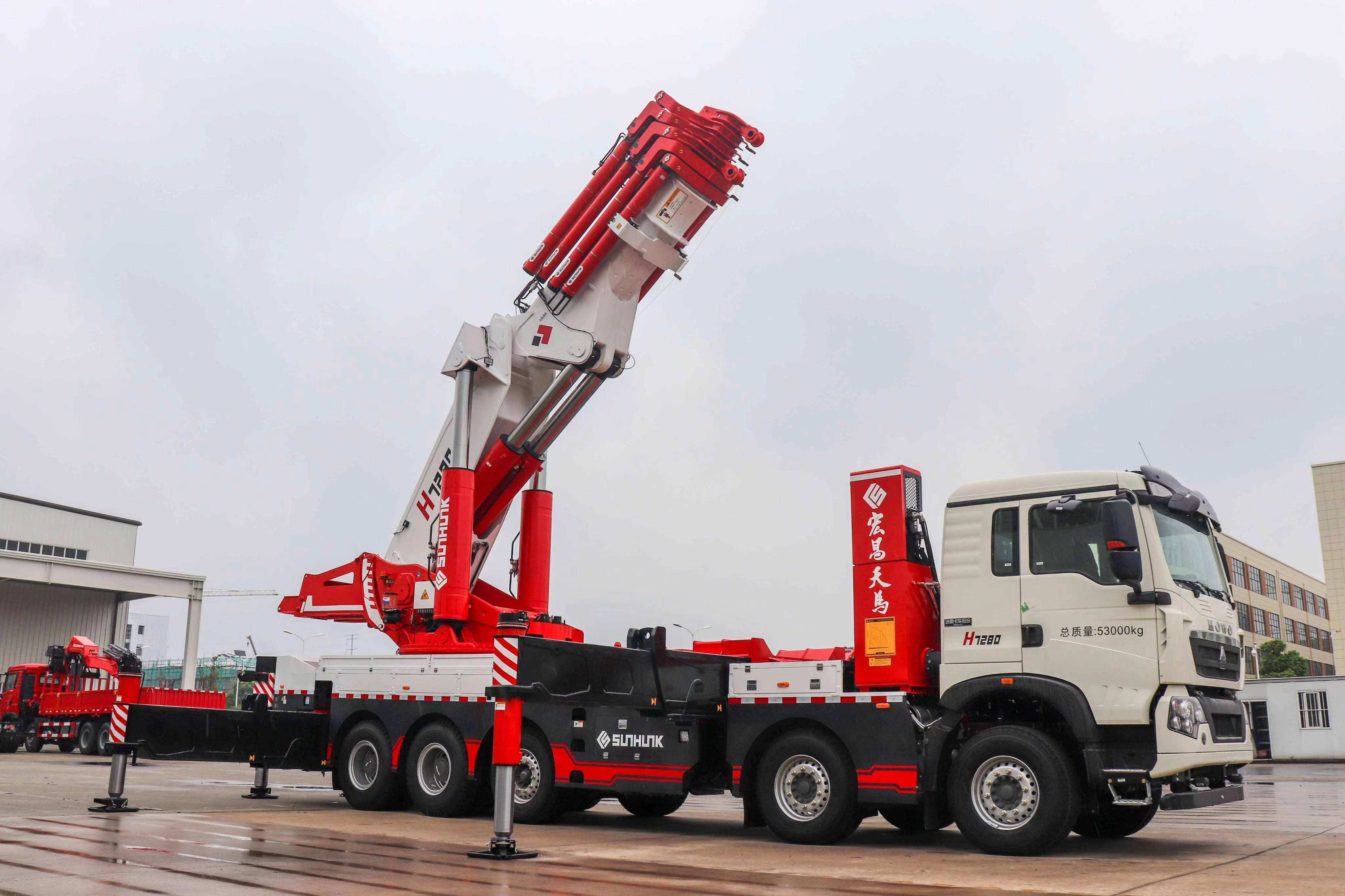HBCT6680-7 hydraulic knuckle boom truck mounted crane 135 ton from factory