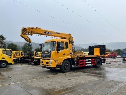 HBCT5180TQZP6A  8 ton telescopic arm all-round rescue Wrecker truck-Dongfeng